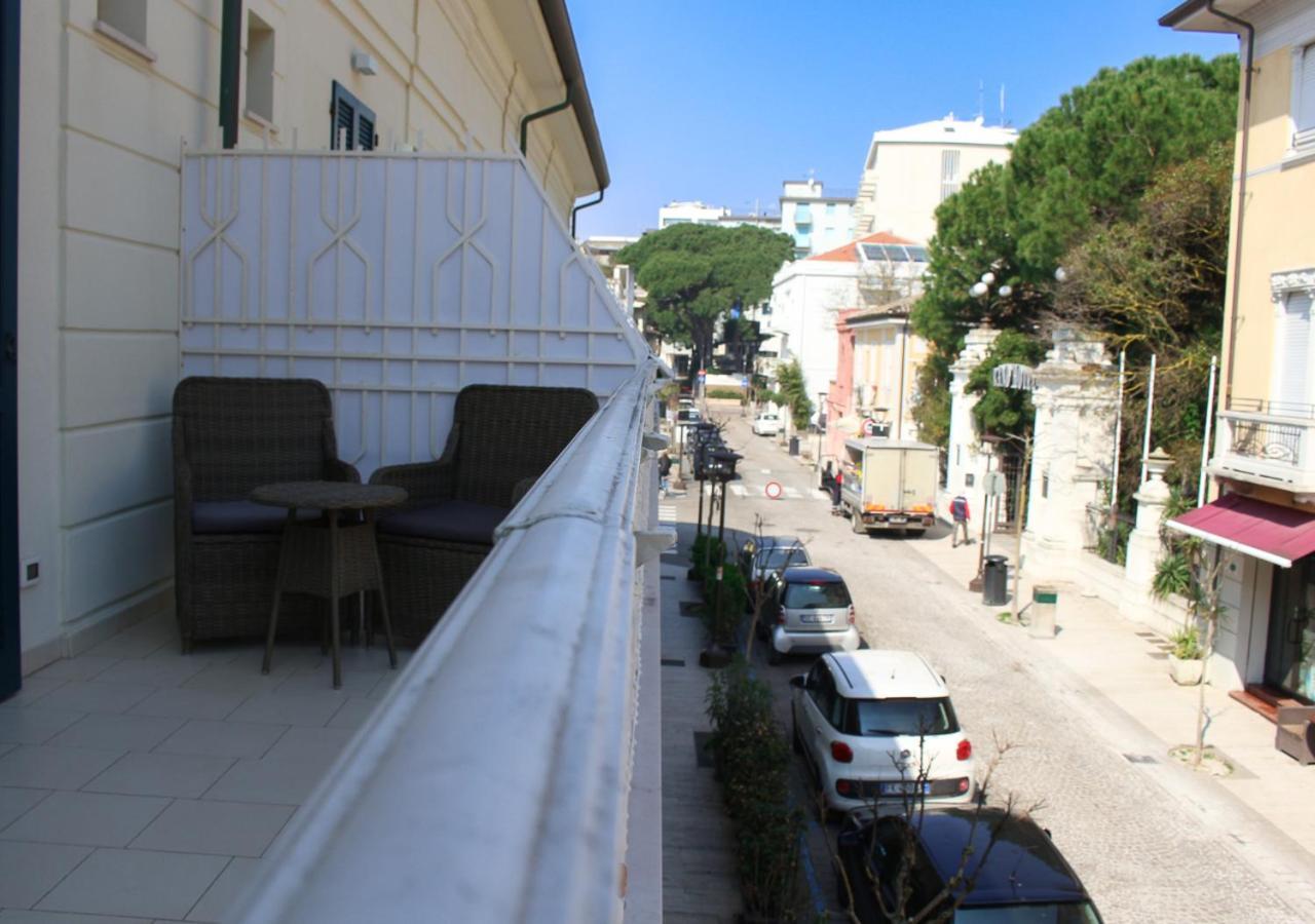 Bmp Apartment Atmosphere 1 Centrale Con Garage Riccione Extérieur photo
